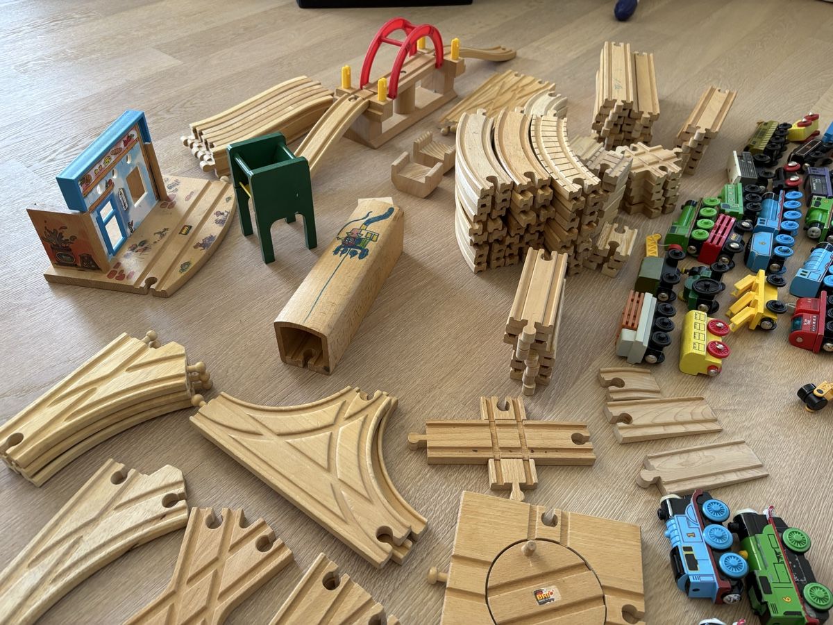 Brio Spielzeuge: Holz Eisenbahn set  – Gebraucht aus Hergiswil NW von mar_js5v 5