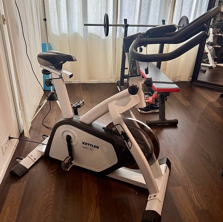 Vélos d'appartement: Heimtrainer Kettler – D'occasion à Bülach par NoIdea01