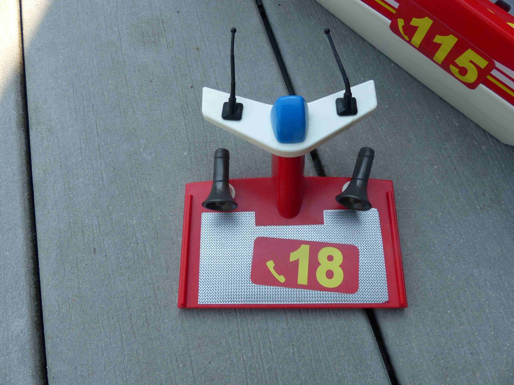 Playmobil Giocattoli: Feuerwehrboot Playmobil – Usato da Jona venduto da Cinnestig 4