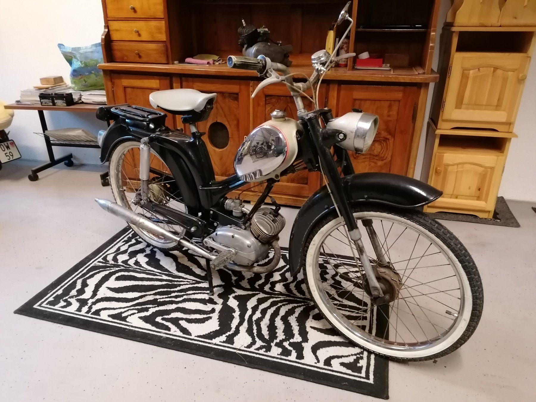 DKW Ciclomotori: Oldtimer DKW Mofa 2-Gang handgeschaltet – Usato da Giswil venduto da Xloopx