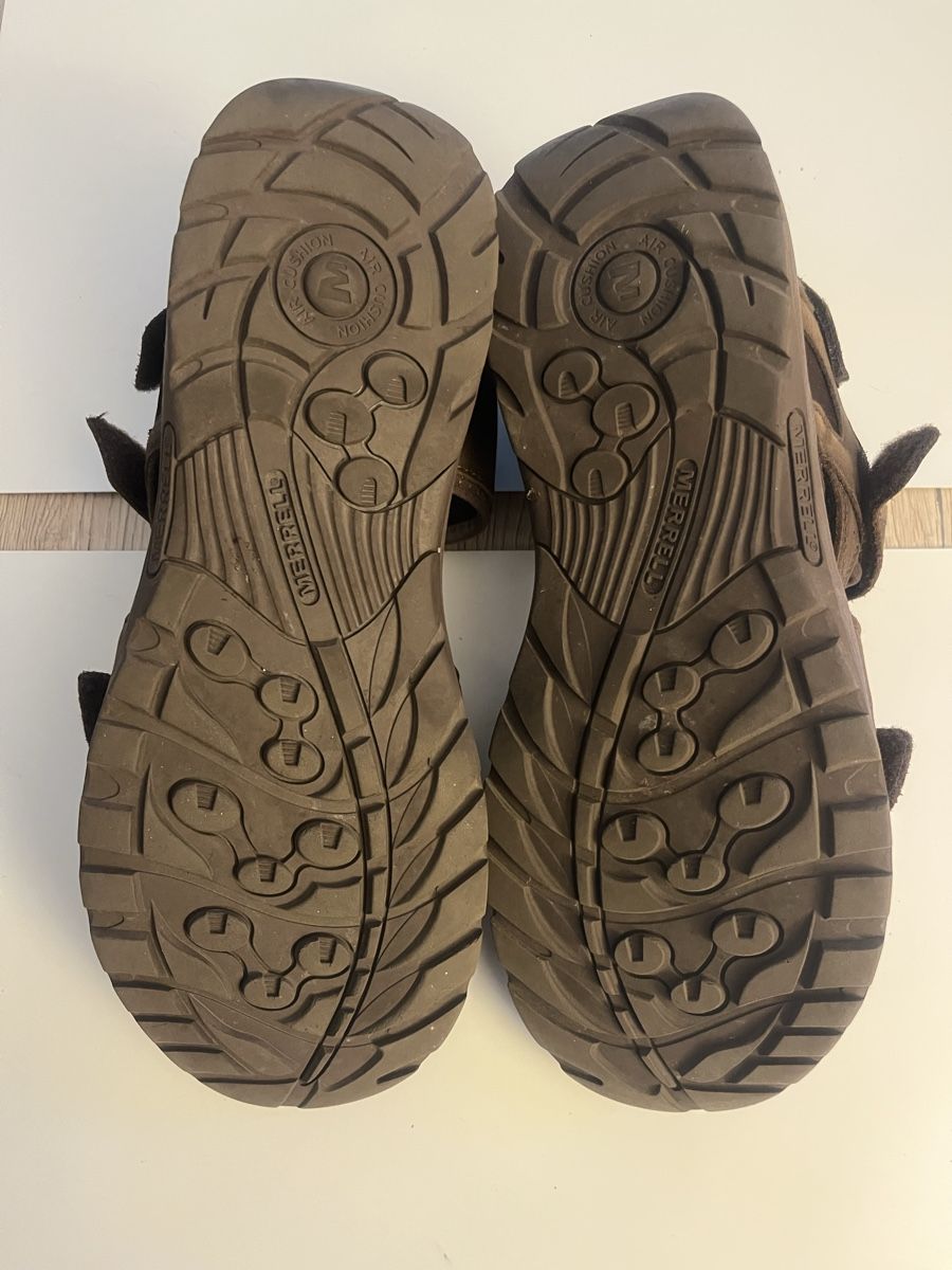 Merrell Chaussures hommes: Chaussures Merrell – D'occasion à Fleurier par Chadow7080 2