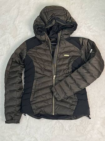 Daunenjacke Peak Performance mit Kapuze S