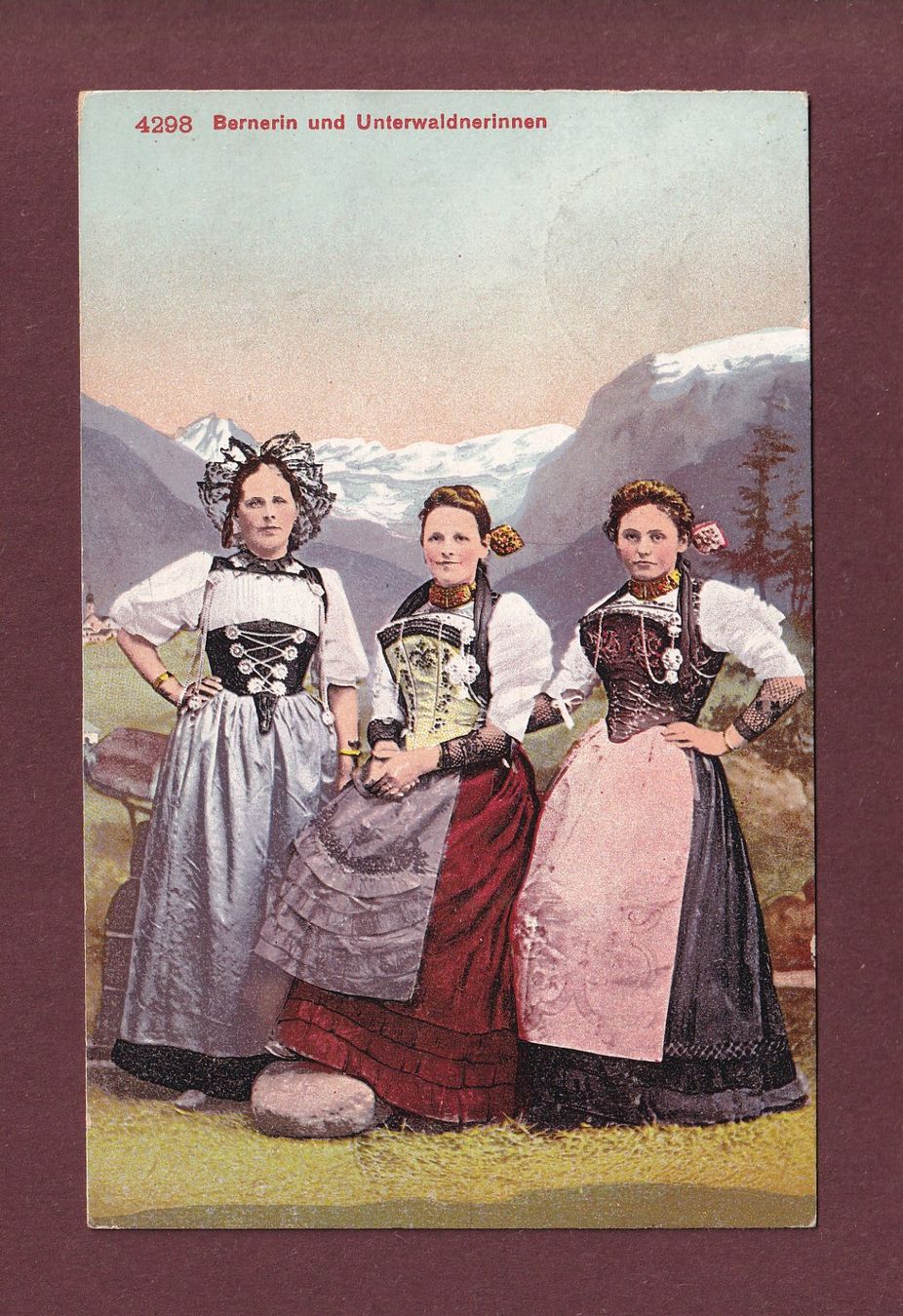 Cartoline postali: TRACHTEN - Bern und Unterwald - 1910 – Usato da Pully venduto da nicecards