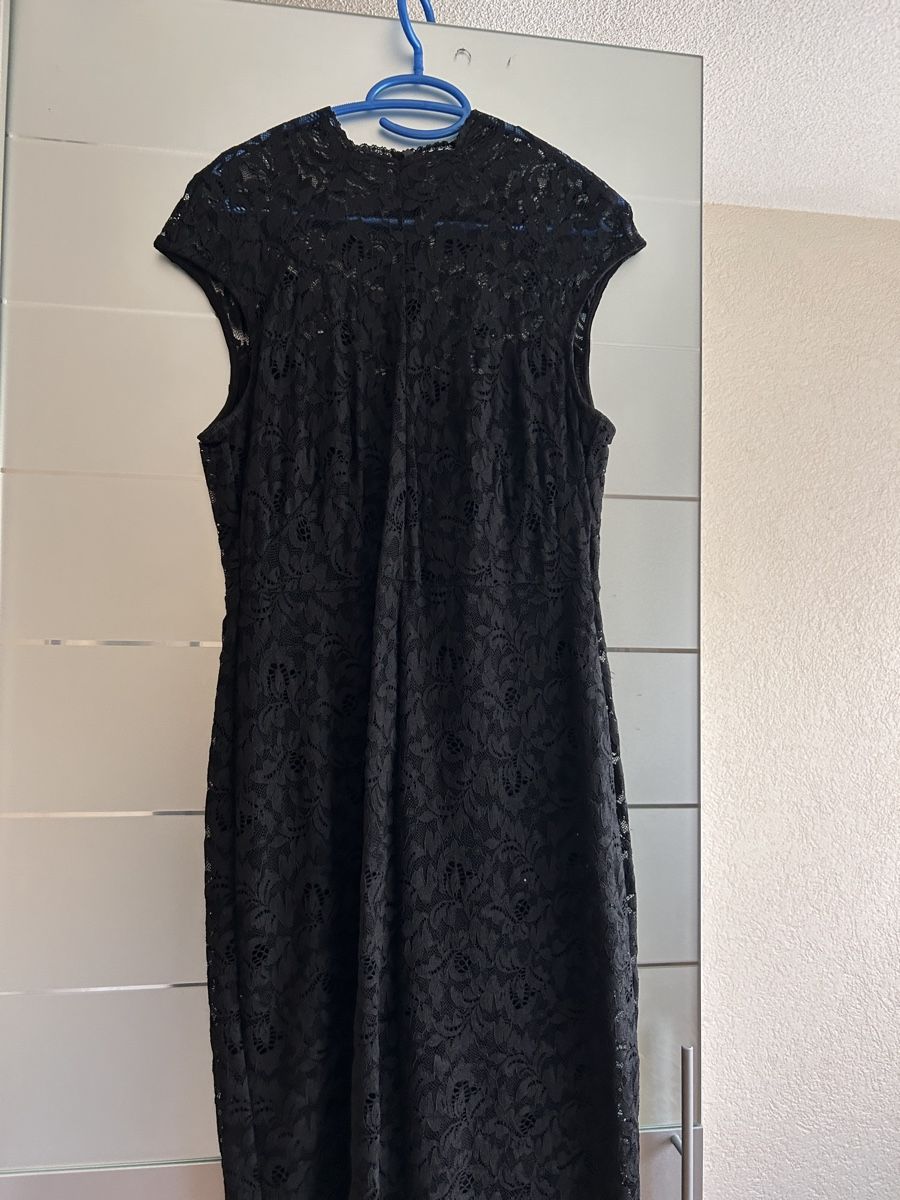 Comma Vestiti: Gr. 36 Schwarzes Spitzenkleid Comma – Usato da Hägglingen venduto da Muckel3