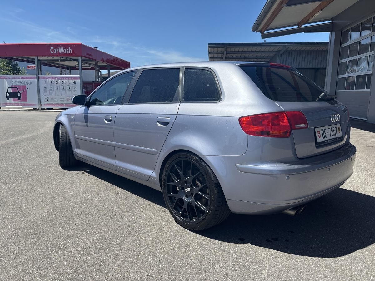 Audi Automobili: Audi A3 3.2 VR6 Handschalter, Ab MFK – Usato da Limpach venduto da NLA1939 1