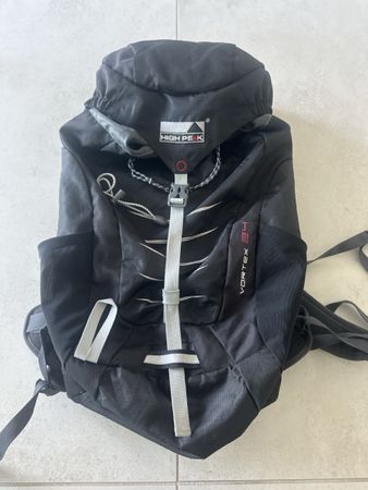 Rucksack High Peak Vortex 24 schwarz guter Zustand