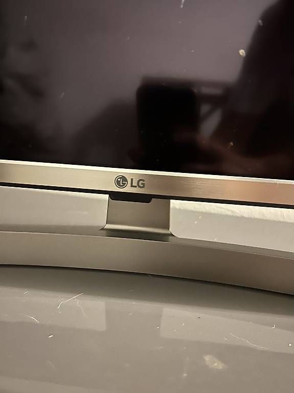 Televisori: Television LG 50 pouces – Usato da Aire-la-Ville venduto da Jojo9427 1