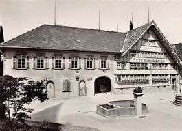 Mogelsberg, Gasthaus Löwen, Bes. J. Schweizer, um 1950