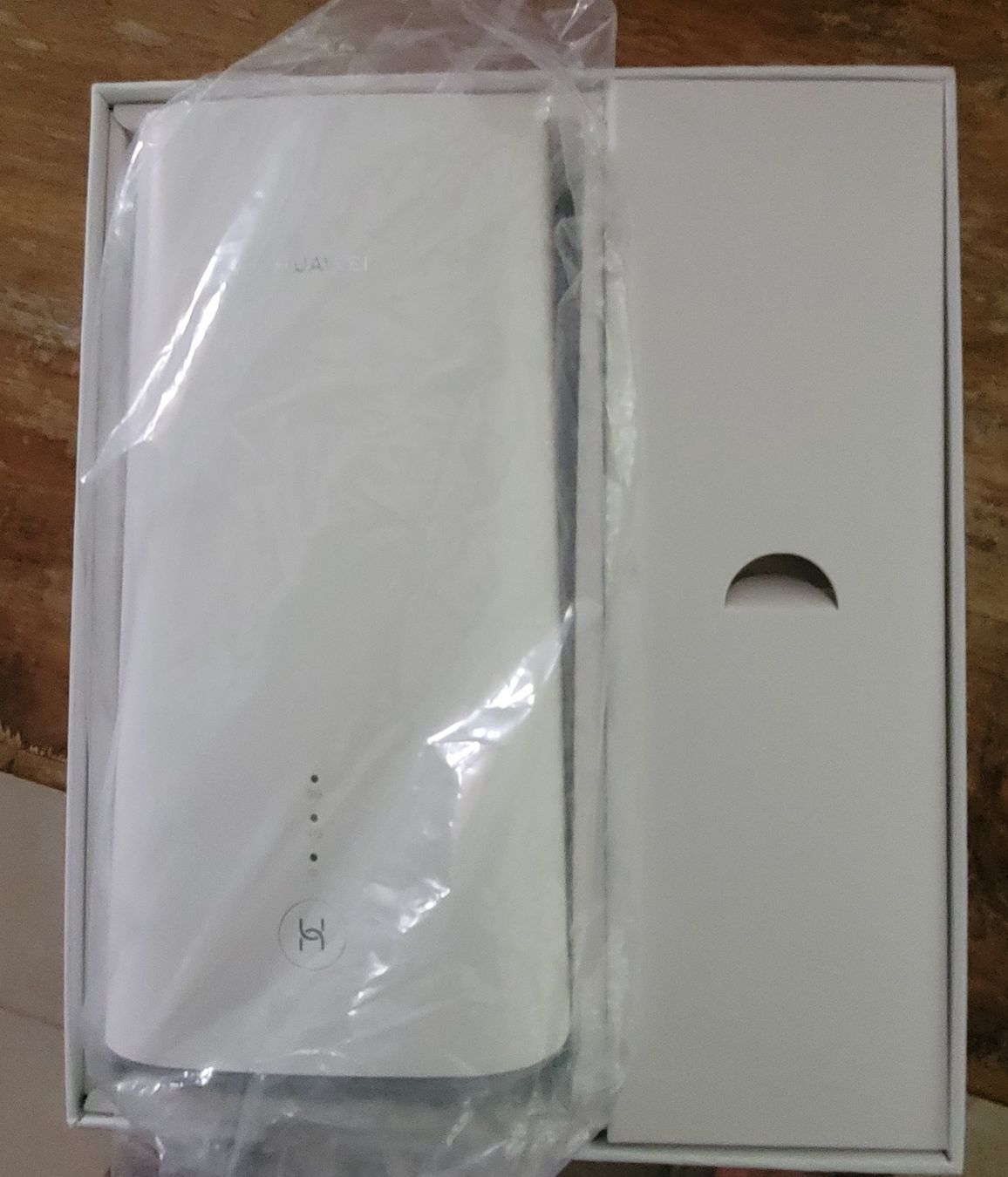 Huawei Modems & Routeurs: Huawei 5G Router - compatible only with sunrise – Neuf (Voir description) à Killwangen par bmy_5rtt 2