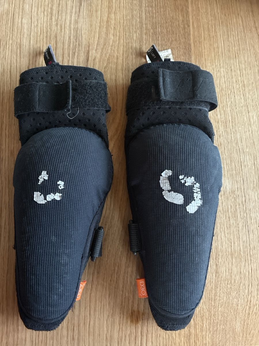 Protections: scott Ellenbogenschoner Gr.S – D'occasion à Sumiswald par phil00