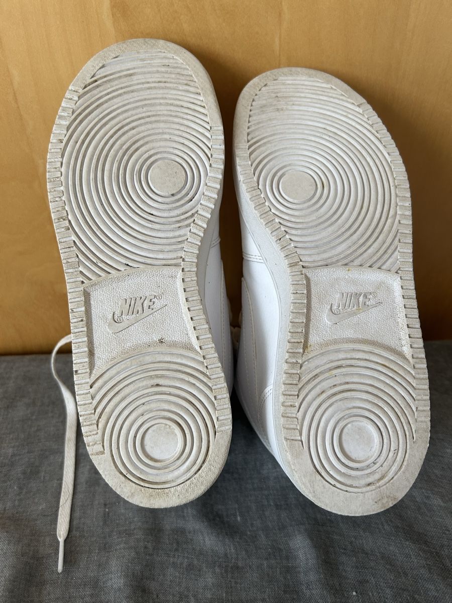 Nike Scarpe da uomo: NIKE Leder Schuhe Sneackers Gr.42 – Usato da Oftringen venduto da Odessa65 5