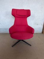 Arper Aston Club Lounge Chair mit Ottoman rot