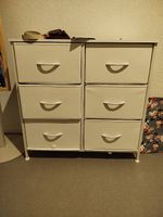Commode simple et pratique 