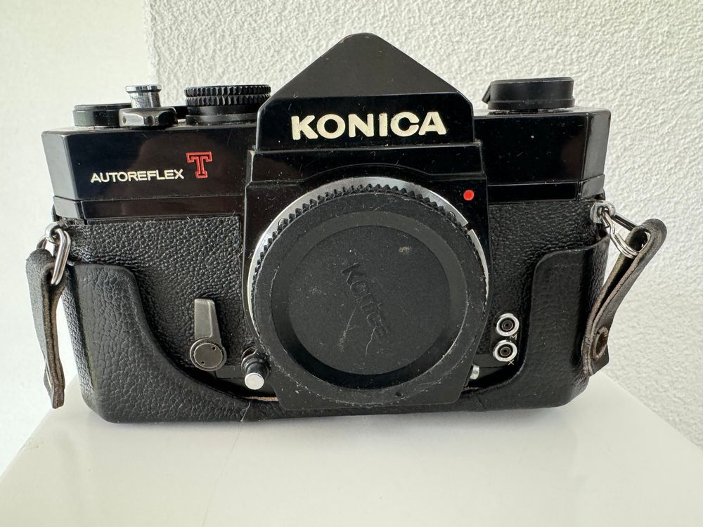 Konica Appareil photo: Fotokamera Konica Autoreflex T – D'occasion à Ricken SG par Badile99