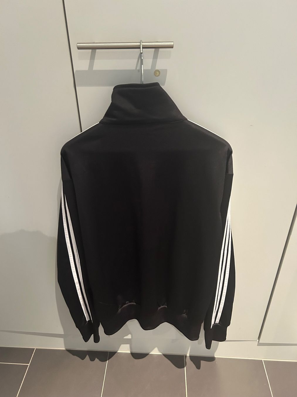 Adidas Giacche: Adidas Jacke – Nuovo (secondo la descrizione) da Schlieren venduto da Leavio