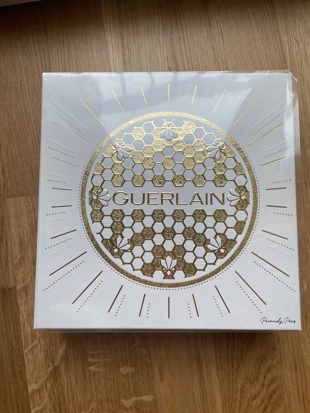 Guerlain Profumi & Eau de Toilette: Guerlain La Petit Robe Noir Perfume Set NEW – Nuovo e nell'imballaggio originale da Dübendorf venduto da Mangia14 4
