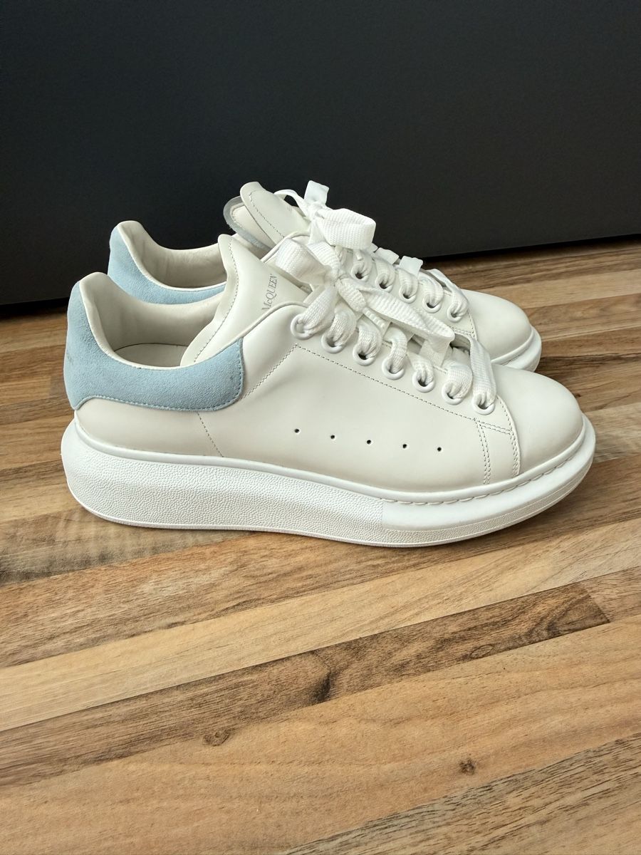 Alexander Mcqueen Scarpe da uomo: Alexander McQueen – Nuovo (secondo la descrizione) da Buchs AG venduto da MiWeFe17