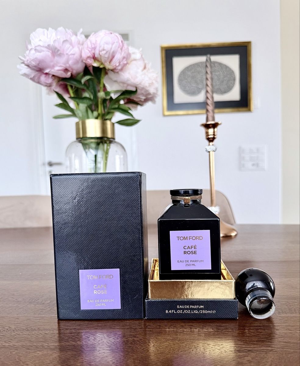 Flacons: Café Rose by Tom Ford 250ml - Empty Flacon – Gebraucht aus Solothurn von kor_7mpb 1