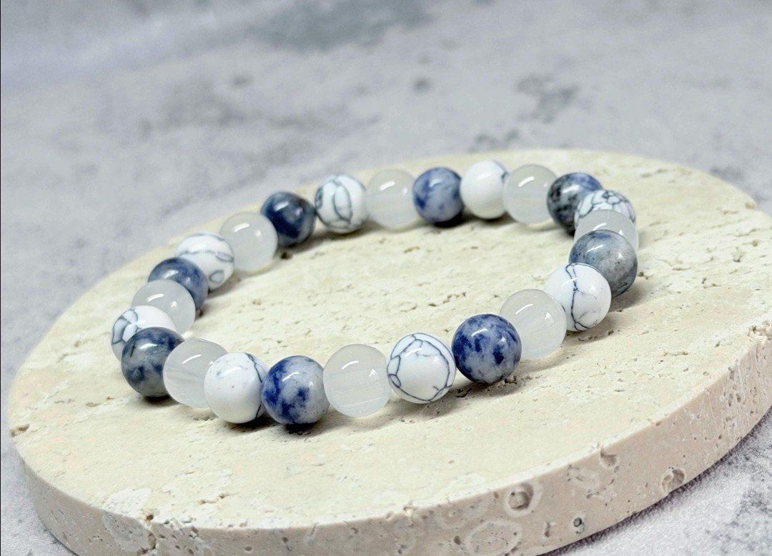 Bracciali & Braccialetti: Bracciale in Lapislazzuli e turchesi bianchi – Nuovo e nell'imballaggio originale da Claro venduto da Dona1785 2