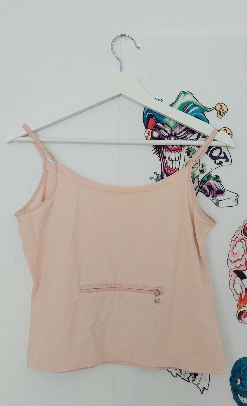Prada Tops: PRADA beige top – Gebraucht aus Lausanne von l0ok0co0l 1
