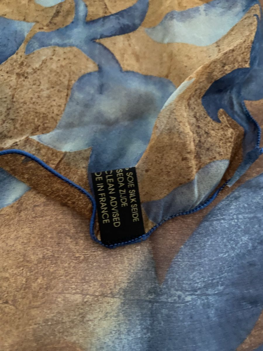 Foulard & Sciarpe: Seiden Foulard 🌸 – Usato da Opfikon venduto da Luis144 4