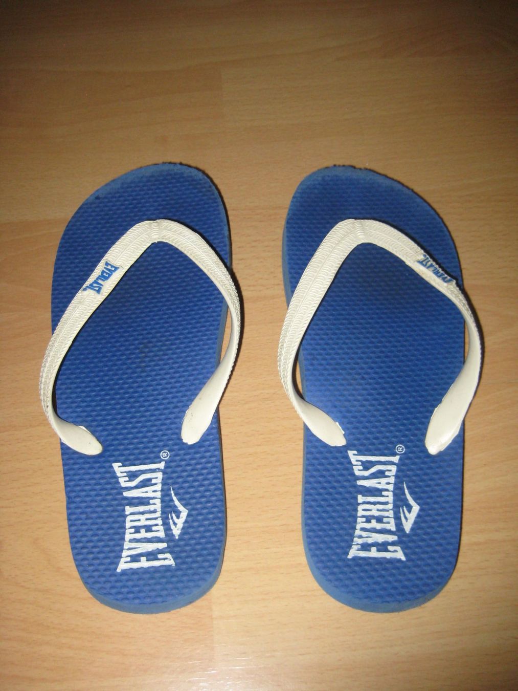 Scarpe da uomo: Blaue Flipflops, Sohlenlänge ca. 24cm – Usato da Greifensee venduto da Janali01