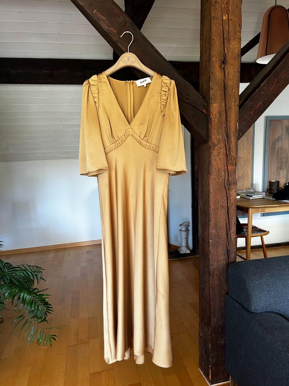 Vestiti: Kleid von ba&sh, Gr.1,  Neuwertig – Nuovo (secondo la descrizione) da Luzern venduto da sel_kv8m