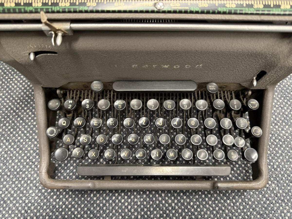 Underwood Macchine da scrivere: Schreibmaschine Underwood – Difettoso da Kriens venduto da delfossejf 5