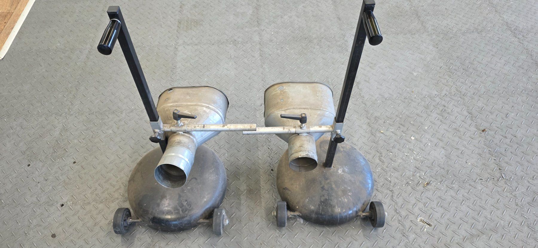 Tous les outils: Abgastrichter – D'occasion à Alpnach Dorf par inf_bz25 2