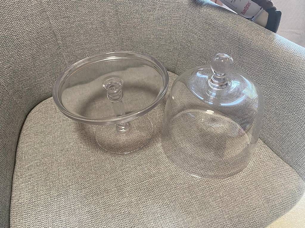 Ikea Bicchieri: Tortenplatte mit Glasglocke – Usato da Walzenhausen venduto da eri_672t 1