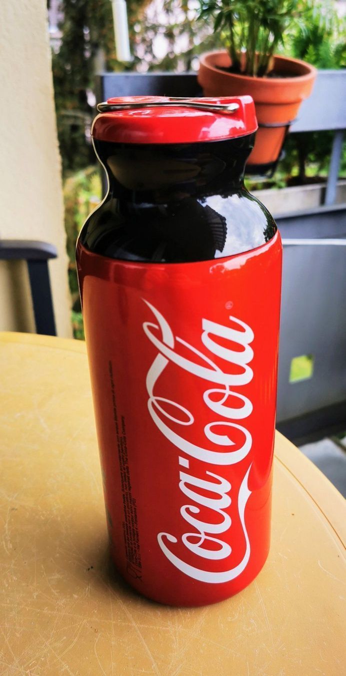 Borracce & Thermos: Coca Cola Flasche 0,5l limited Edition NEU. – Nuovo e nell'imballaggio originale da Urdorf venduto da Lenny001