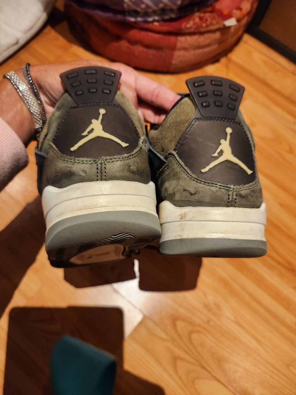 Jordan Scarpe da uomo: Jordan 4 Olive, taille 42.5 – Usato da Echandens venduto da kimy03 7