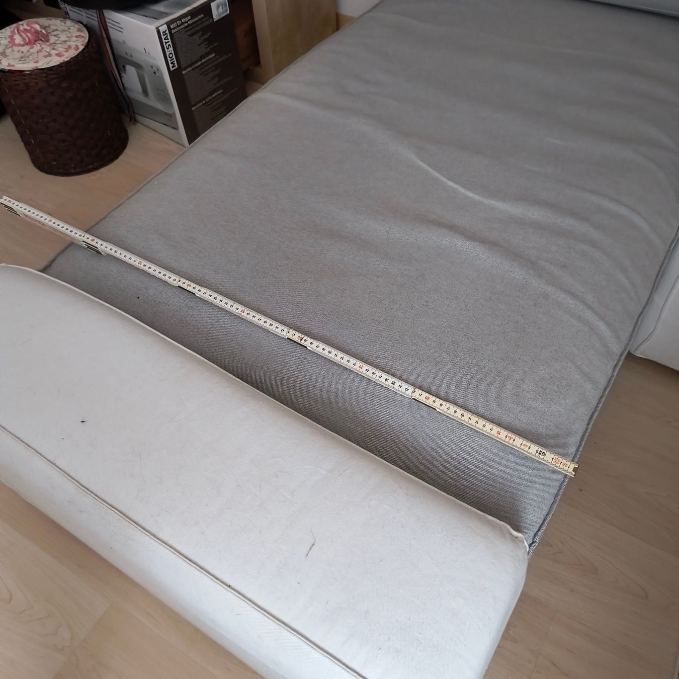 Ikea Sedie a sdraio: Recamiere-sofa  ( Beige-Leder ) mit Hocker – Usato da Obergösgen venduto da bea_cvf5 7