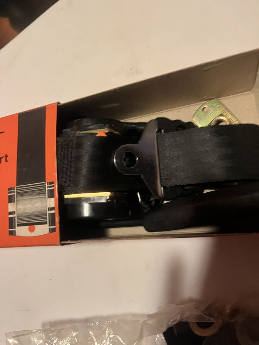 Tutti i ricambio: Nachrüst Sicherheitsgurt für Oldtimer – Nuovo (secondo la descrizione) da bretzwil venduto da nightflasher 6
