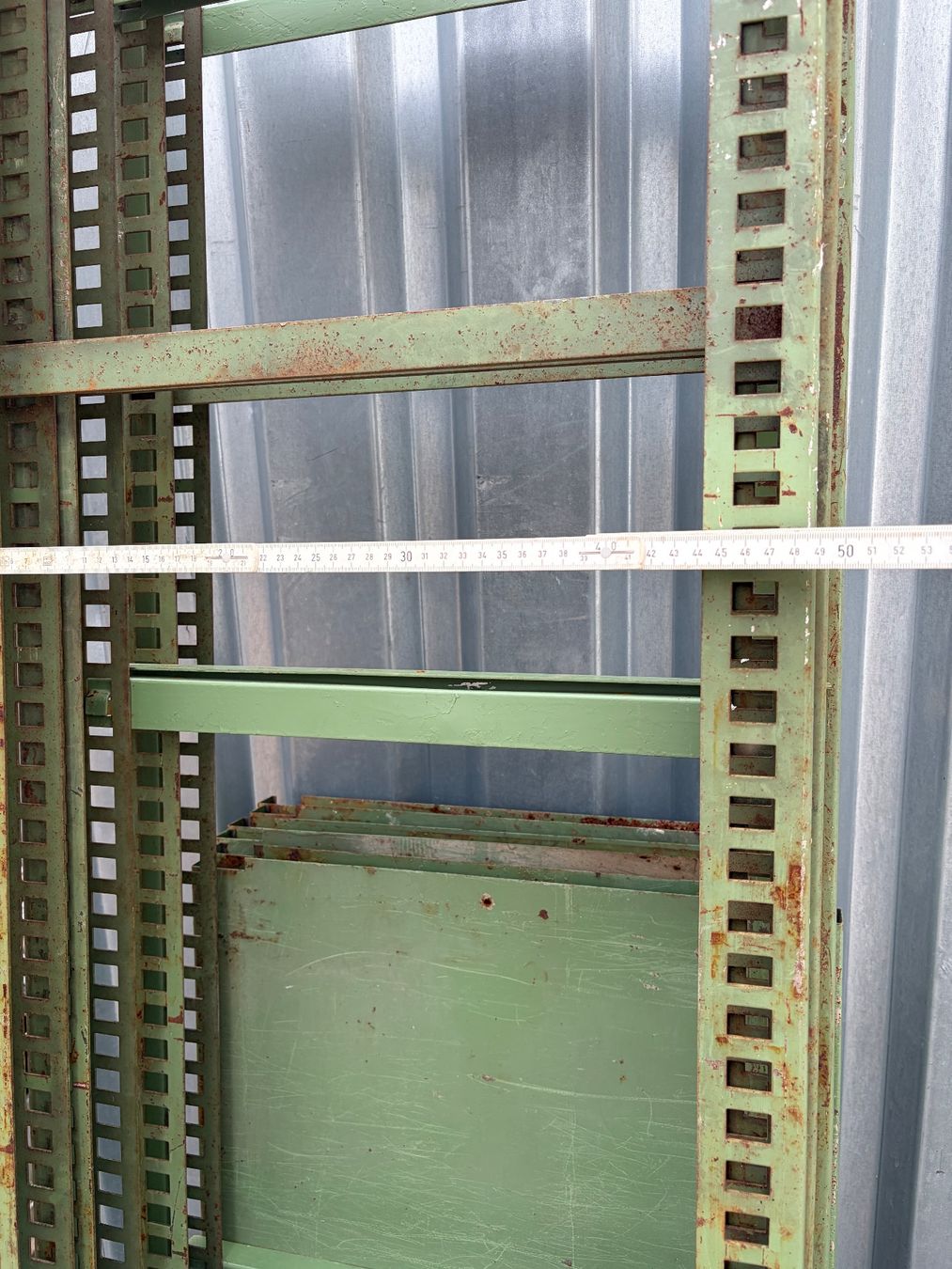 Scaffali: Metallgestell – Usato da Uster venduto da dorni20 4