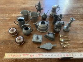 Miniatur-Objekte etc. aus Zinn (Geschirr, Kannen, Töpfe)
