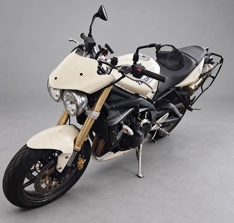 Strasse: Triumph Street Triple – Gebraucht aus Boll von piter910223 1
