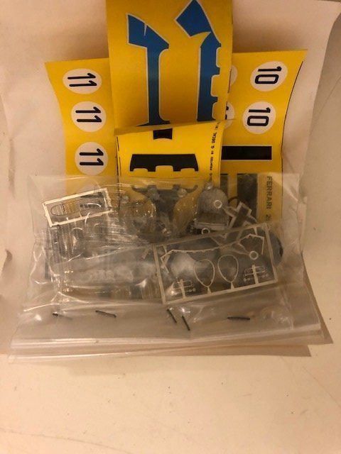 Ferrari Modellini d'auto: FDS-Kit Ferrari 1/43 – Nuovo (secondo la descrizione) da Muttenz venduto da Gucci2005 3