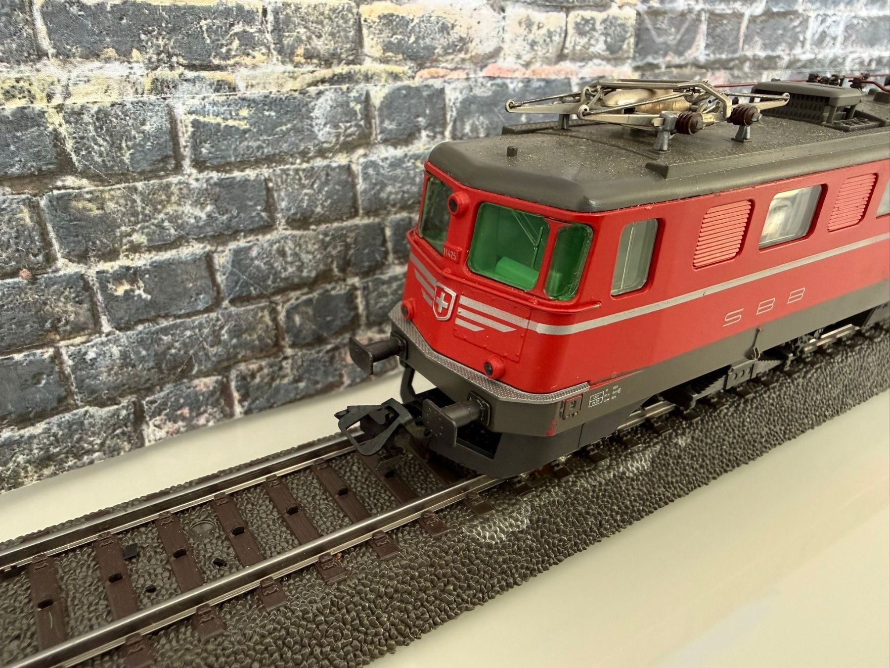 Märklin Modelleisenbahnen: Märklin Ae6/6 Digital – Gebraucht aus Altdorf UR von modellbau-widmer 1