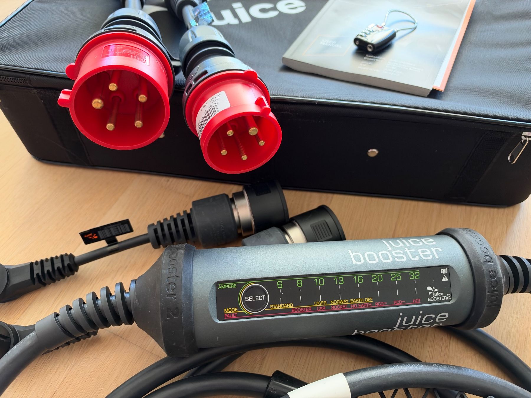 Juice Batterie-Ladegeräte: Juice Booster 2 EV Set inkl. 5 Adapter – Gebraucht aus Wallisellen von seizste 2