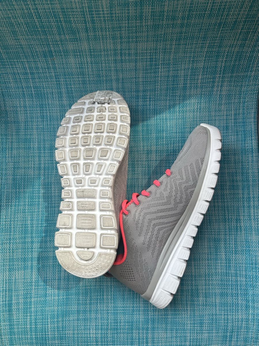Scarpe da donna: Sketchers Memory Foam Gr. 39 – Usato da Wolfhausen venduto da eil_jc5j 2