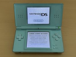 Nintendo DS Lite blau + More Brain Training RV552