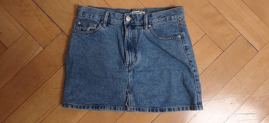 Jupes: Pull&Bear Jeans-Minirock blau  Grösse M – D'occasion à Schaffhausen par wanno