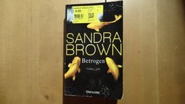 Sandra Brown Betrogen / Thriller guter Zustand