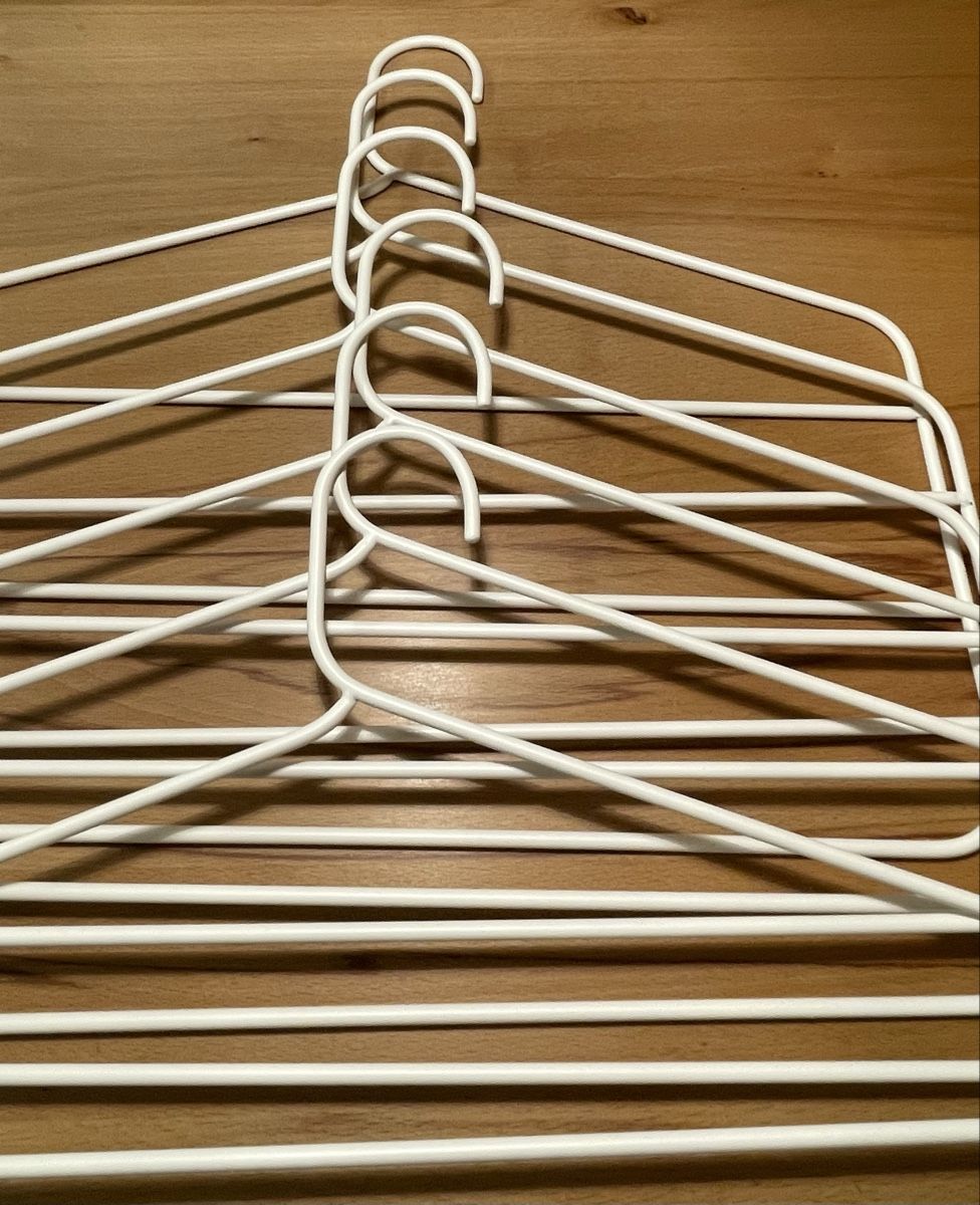 Ikea Appendiabiti: Hosen oder Röcke auf einem Bügel – Nuovo (secondo la descrizione) da Weisslingen venduto da HeinzH01 1