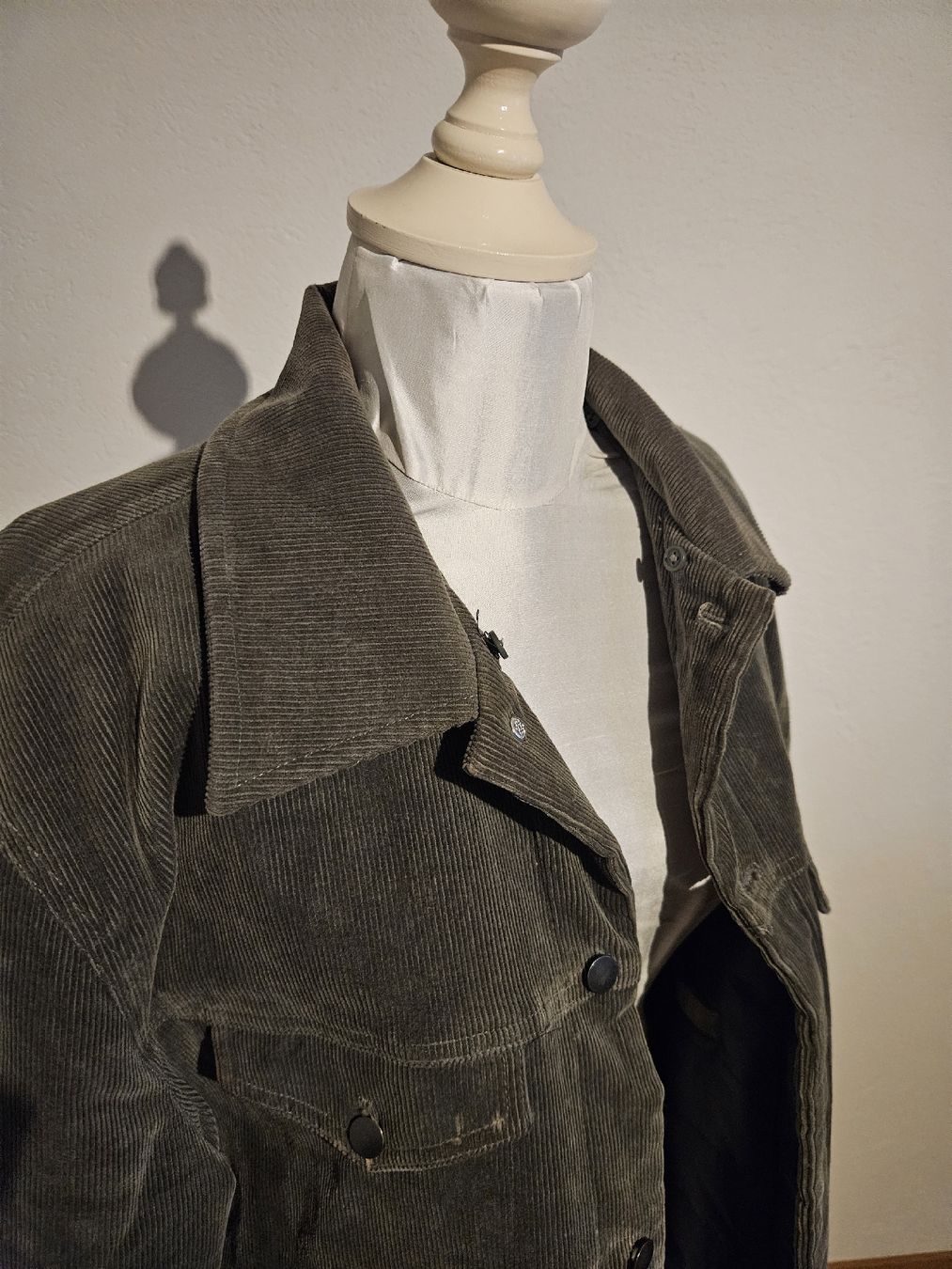 We Giacche: Herren Cord Jacke, dunkelgrün, Herbst oder Frühling – Nuovo (secondo la descrizione) da Bern venduto da TroeS 2