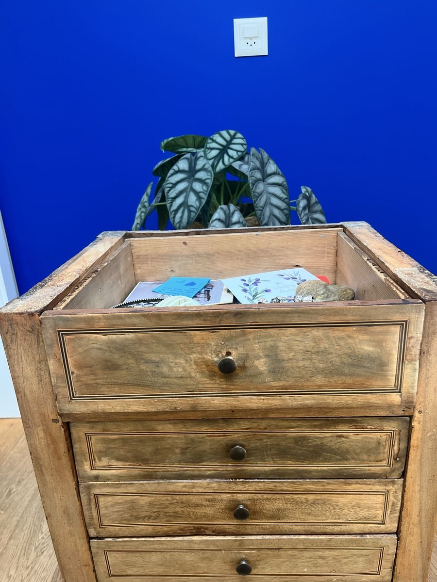 Cassettiere: Antike kleine Kommode aus Holz – Usato da Bellach venduto da jba03 4