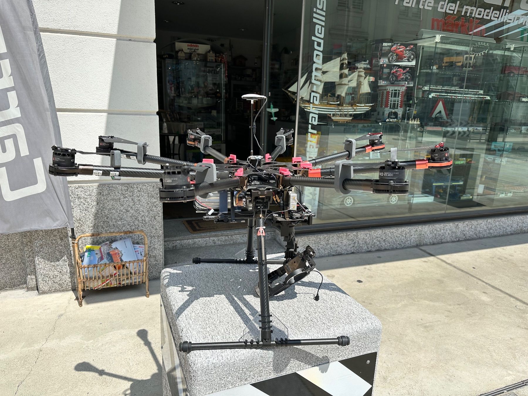 DJI Modellismo RC: DJI S1000 Premium A2 Z15 5D Mark III Lightbridge – Usato da Chiasso venduto da Carrara-Modellismo