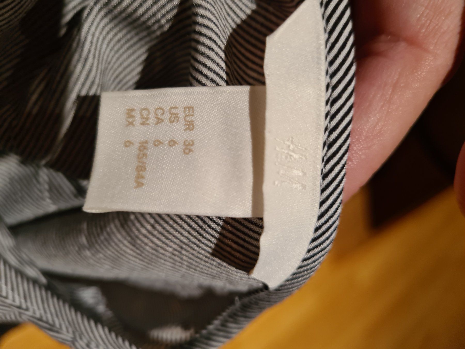 Kleiderpakete: Jacke,2 oberteile + 1 langes hemd – Gebraucht aus Ferden von jemyce 8
