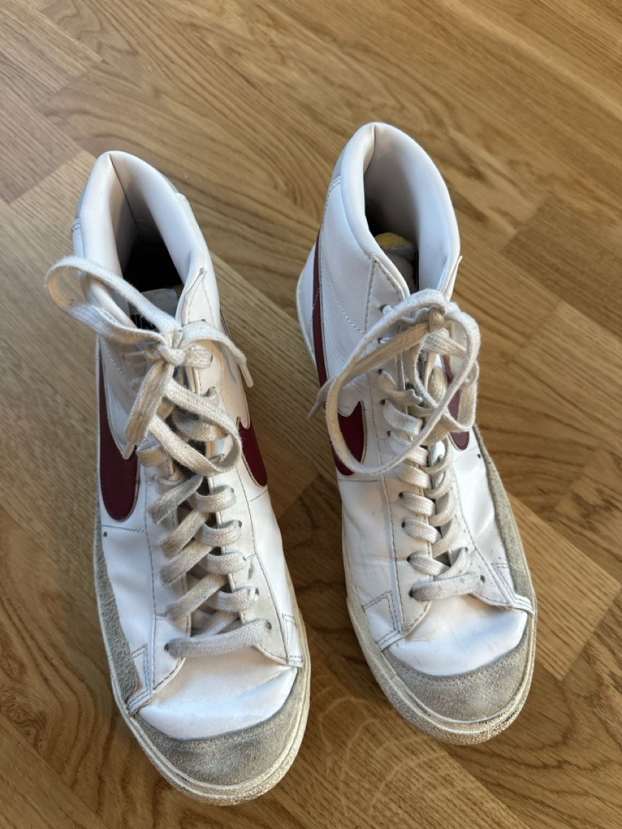 Nike Scarpe da uomo: Nike Blazers Rotwein – Usato da Zürich venduto da che_5rs8 1